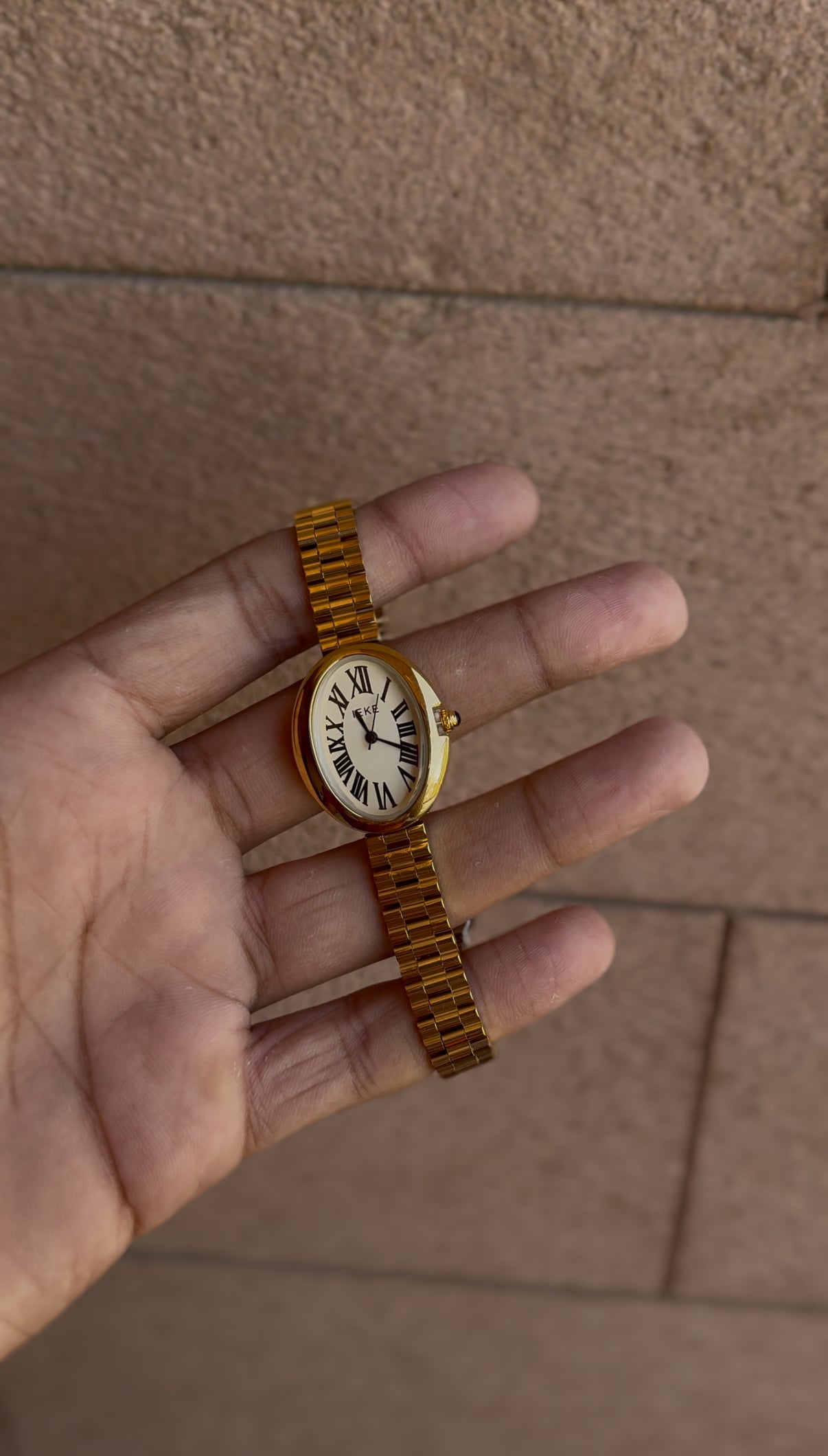 IEKE Oval (Gold-Gold)